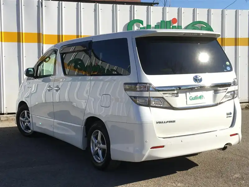 カタログ画像：ヴェルファイアハイブリッド（VELLFIRE HYBRID） ハイブリッドＺＲ プレミアムシートエディション 2012年9月 DAA-ATH20W 2400cc ホワイトパールクリスタルシャイン 燃費16.2km / l バック