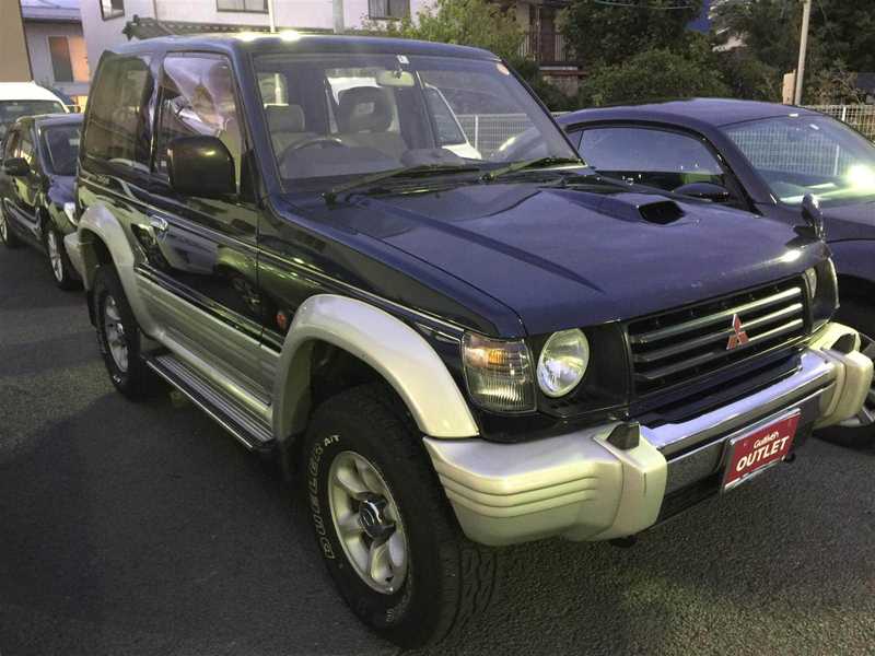 カタログ画像：パジェロ（PAJERO） ブルームーン 1994年11月 Y-V26WG 2800cc ムーンライトブルー（Ｐ） メイン