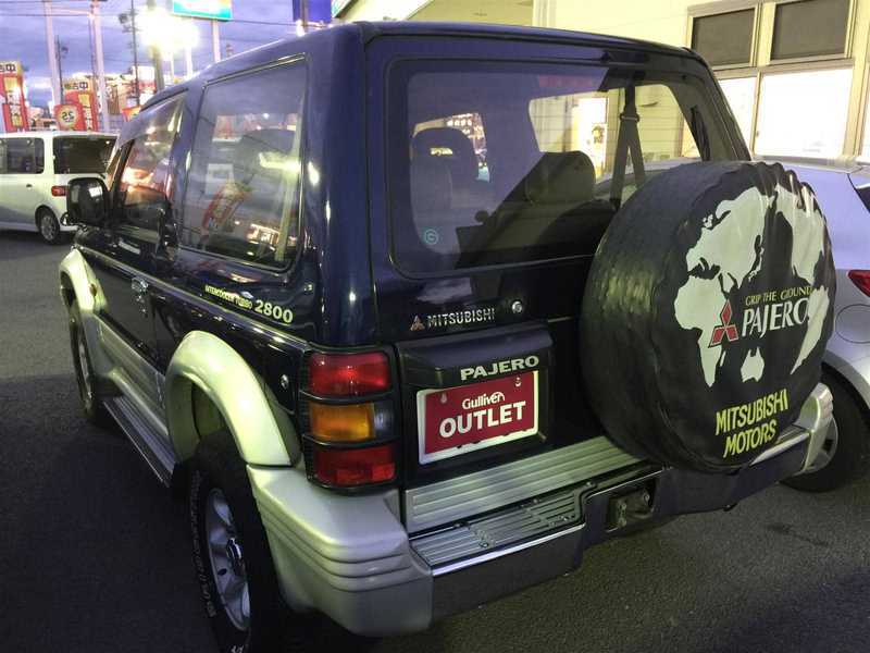 4007104 | カタログ画像：パジェロ（PAJERO） ブルームーン 1994年11月 Y-V26WG 2800cc ムーンライトブルー（Ｐ） バック