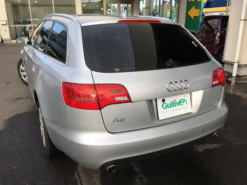 カタログ画像：Ａ６アバント（A6 AVANT） ２．４ 2007年8月 ABA-4FBDW 2400cc 燃費9.5km / l  バック