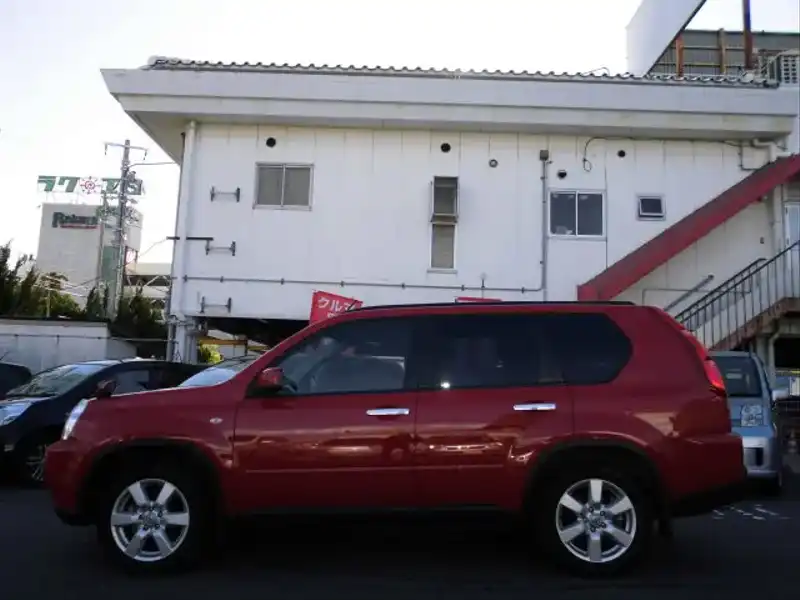 10052227 | カタログ画像：エクストレイル（X-TRAIL） ２５Ｘｔ 2008年11月 CBA-TNT31 2500cc バーニングレッド 外装