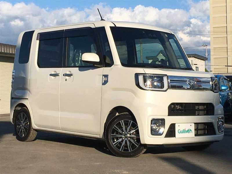 カタログ画像：ピクシスメガ（PIXIS MEGA） Ｄ ＳＡⅢ 2019年10月 DBA-LA700A 660cc パールホワイトⅢ 燃費25.4km / l メイン（その他）