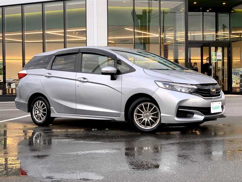 シャトル ホンダ の中古車を検索 中古車のガリバー