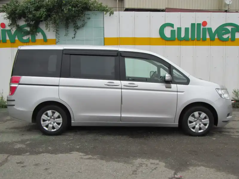 カタログ画像：ステップワゴン（STEPWAGON） Ｇ Ｌパッケージ 2009年10月 DBA-RK1 2000cc スーパープラチナ・メタリック 燃費14.2km / l  外装