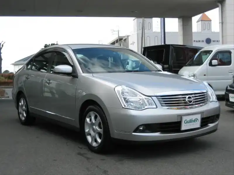 カタログ画像：ブルーバードシルフィ（BLUEBIRD SYLPHY） ２０Ｇ 2007年5月 DBA-KG11 2000cc ダイヤモンドシルバー（Ｍ） 燃費16.0km / l  メイン