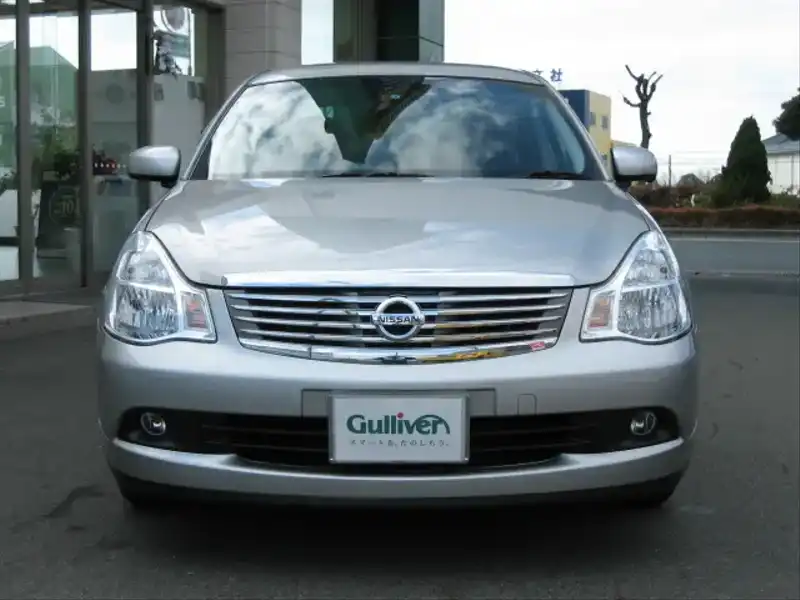 カタログ画像：ブルーバードシルフィ（BLUEBIRD SYLPHY） ２０Ｇ 2007年5月 DBA-KG11 2000cc ダイヤモンドシルバー（Ｍ） 燃費16.0km / l  フロント