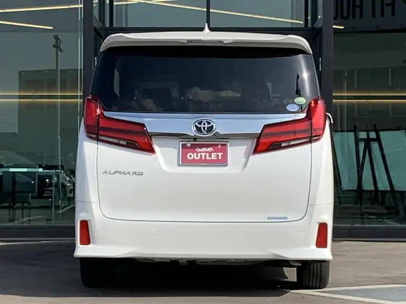 カタログ画像：アルファード（ALPHARD） ２．５Ｓ 2018年1月 DBA-AGH30W 2500cc ホワイトパールクリスタルシャインorラグジュアリーホワイトパールクリスタルシャインガラスフレーク 燃費11.6km / l バック