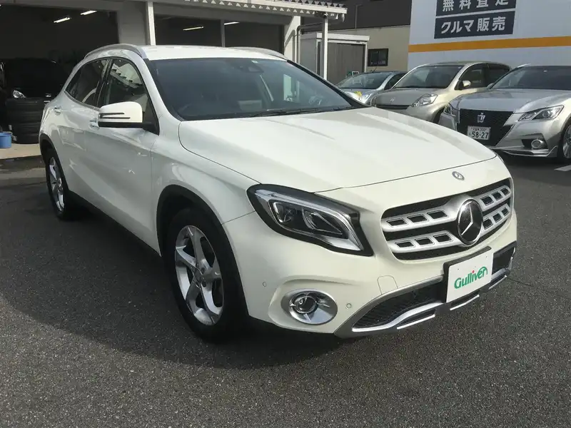 カタログ画像：ＧＬＡクラス（GLA-CLASS） ＧＬＡ２２０ ４マチック 2019年1月 DBA-156947 2000cc ポーラーホワイト（Ｓ） 燃費13.1km / l メイン