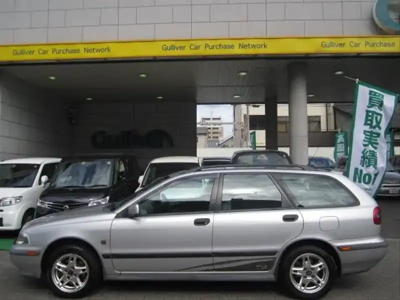 カタログ画像：Ｓ４０（S40） Ｔ－４ 1999年10月 GF-4B4194 1900cc ピュアシルバーメタリック 燃費8.9km / l  外装