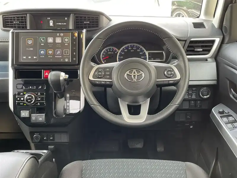 カタログ画像：ルーミー（ROOMY） カスタムＧ－Ｔ 2024年12月 4BA-M900A 1000cc パールホワイトⅢorブラックマイカメタリック×パールホワイトⅢ 燃費16.8km / l 内装