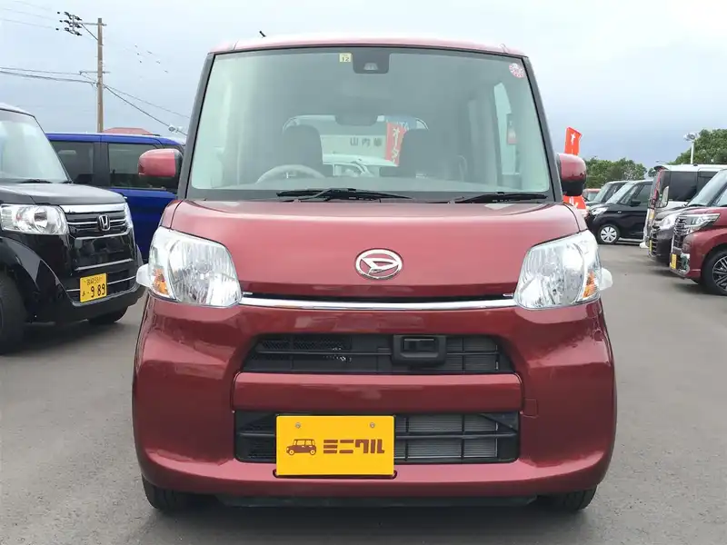 カタログ画像：タント（TANTO） Ｌ ＳＡⅡ 2015年5月 DBA-LA610S 660cc ファイアークォーツレッドメタリック 燃費27.0km / l フロント