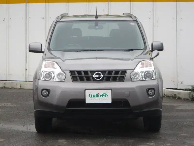 カタログ画像：エクストレイル（X-TRAIL） ２５Ｘｔ 2008年11月 CBA-TNT31 2500cc ブレードシルバー（Ｍ）orダイヤモンドシルバー（Ｍ） 燃費11.6km / l  フロント