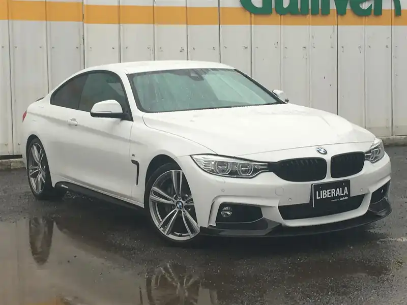 カタログ画像：４シリーズ（4 SERIES） ４３５ｉクーペ Ｍスポーツ 2014年4月 DBA-3R30 3000cc アルピン・ホワイトⅢ（ソリッド・カラー） 燃費12.7km / l メイン（その他）