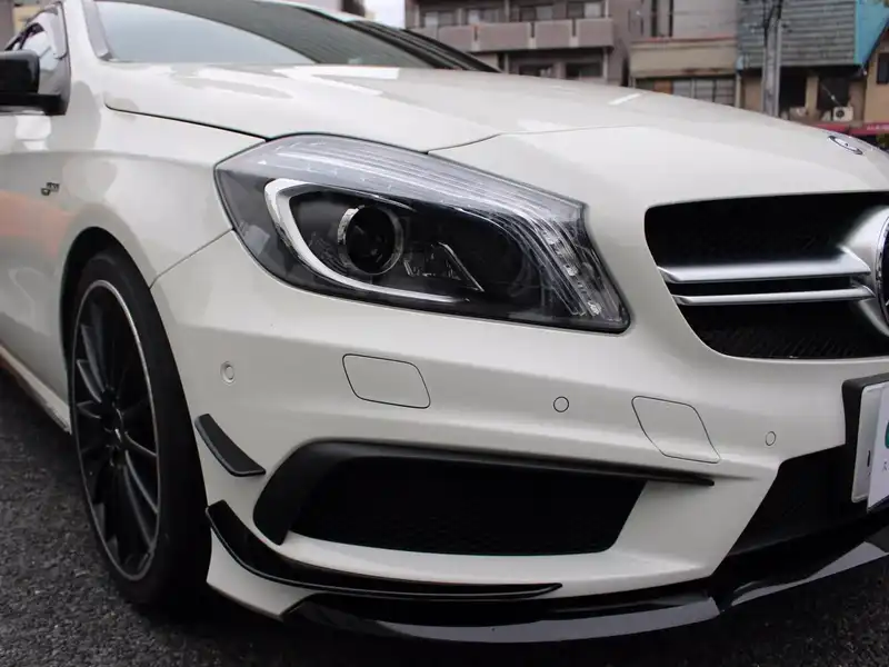 カタログ画像：Ａクラス（A-CLASS） Ａ４５ ＡＭＧ ４マチック エディションⅡ 2014年4月 CBA-176052 2000cc カルサイトホワイト 燃費13.1km / l 外装