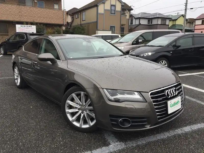 カタログ画像：Ａ７スポーツバック（A7 SPORTBACK） ３．０ＴＦＳＩクワトロ 2014年8月 DBA-4GCGWC 3000cc ウーロングレーメタリックorダコタグレーメタリック 燃費11.0km / l メイン（その他）