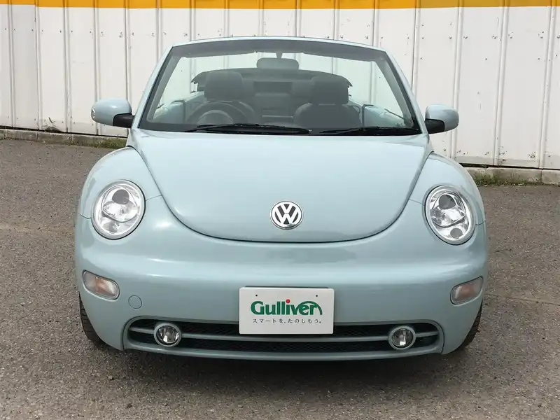 カタログ画像：ニュービートルカブリオレ（NEW BEETLE CABRIOLET） プラス 2004年4月 GH-1YAZJ 2000cc アクエリアスブルー 燃費10.6km / l  フロント