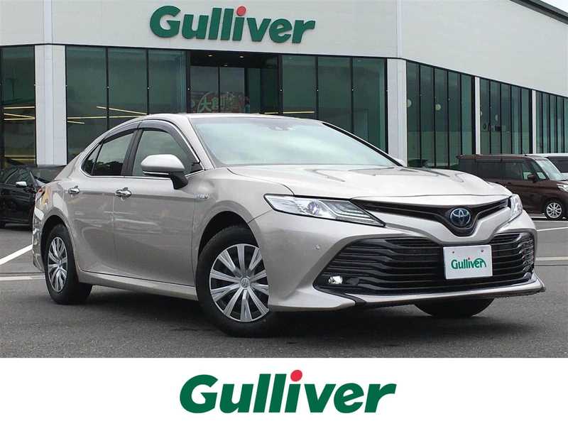 カタログ画像：カムリ（CAMRY） Ｘ 2018年8月 DAA-AXVH70 2500cc シルバーメタリック 燃費33.4km / l メイン（その他）