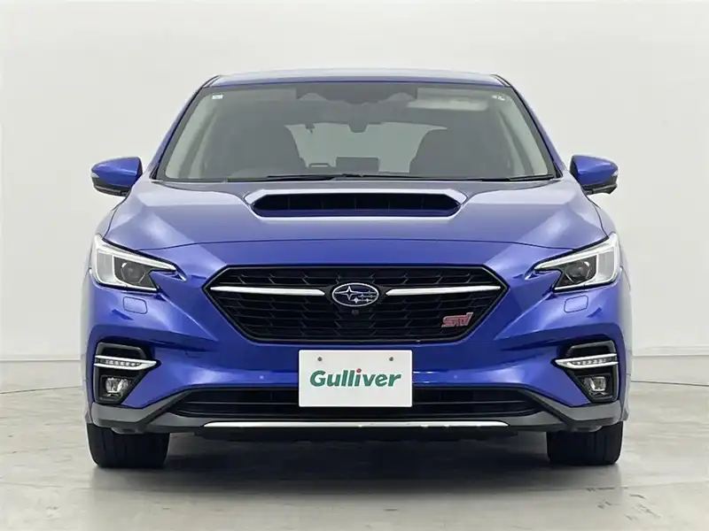 カタログ画像：レヴォーグ（LEVORG） ＳＴＩスポーツＲ－ブラックリミテッド 2024年12月 5BA-VNH 2400cc サファイアブルー・パールorＷＲブルー・パール 燃費11.0km / l フロント