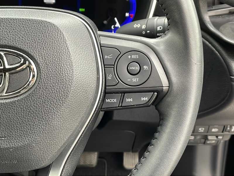 カタログ画像：カローラクロス（COROLLA CROSS） ハイブリッド Ｚ 2021年9月 6AA-ZVG11 1800cc プラチナホワイトパールマイカ 燃費26.2km / l 内装