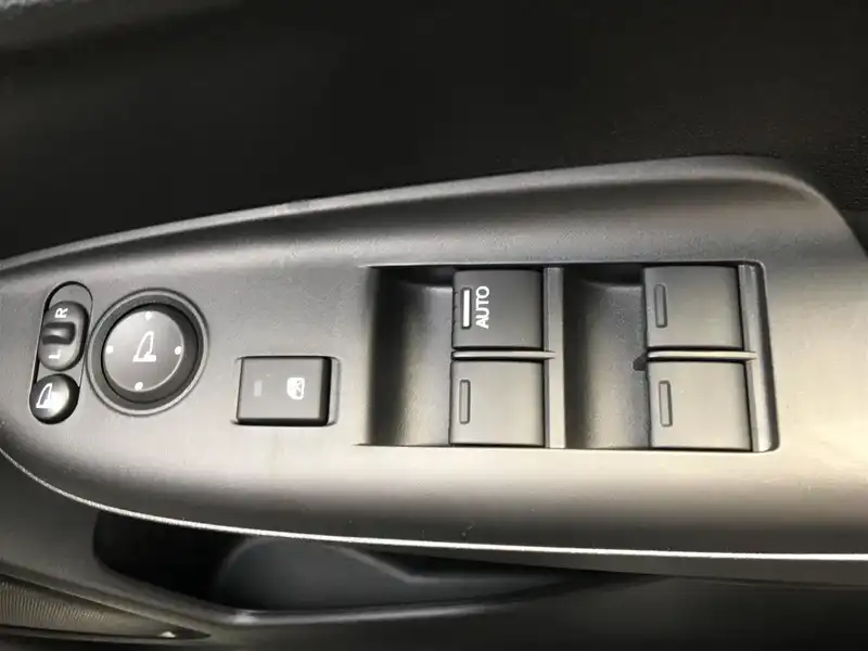 10124943 | カタログ画像：フィットハイブリッド（FIT HYBRID） ハイブリッド・Ｓ ホンダセンシング 2019年10月 DAA-GP5 1500cc プラチナホワイト・パール 内装