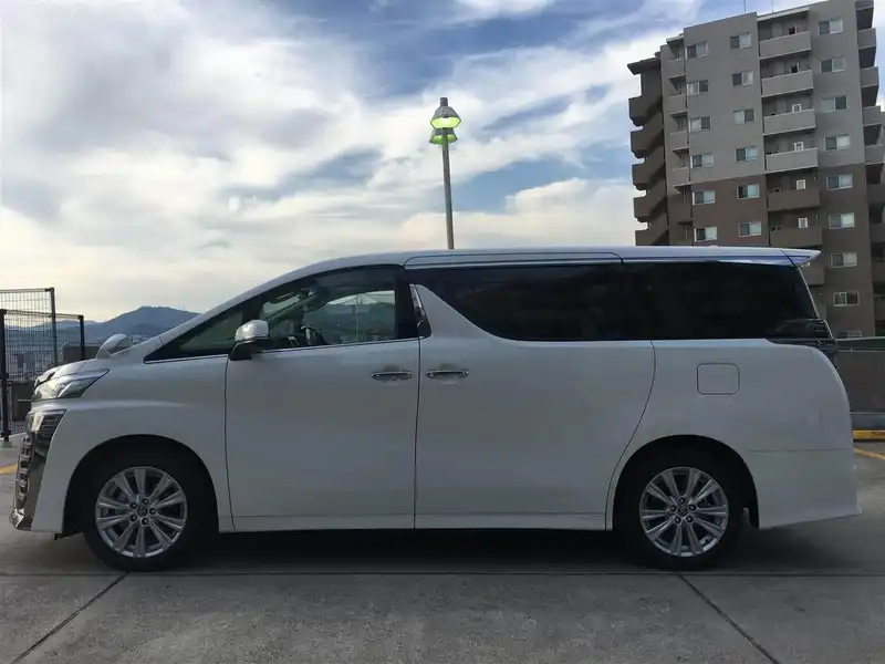 カタログ画像：ヴェルファイア（VELLFIRE） ２．５Ｚ 2018年10月 DBA-AGH30W 2500cc ホワイトパールクリスタルシャイン 燃費11.6km / l 外装