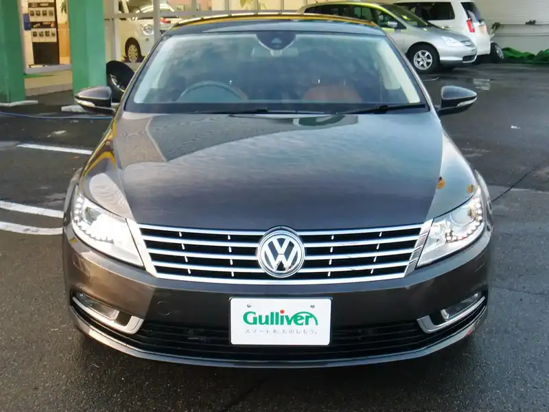 カタログ画像：フォルクスワーゲンＣＣ（VOLKSWAGEN CC） １．８ＴＳＩテクノロジーパッケージ 2012年7月 ABA-3CCDAC 1800cc ブラックオークブラウンメタリック 燃費13.4km / l フロント