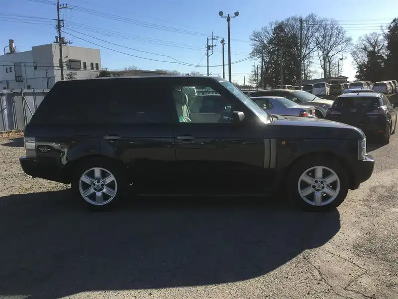 カタログ画像：レンジローバー（RANGE ROVER） ヴォーグ 2004年11月 GH-LM44 4400cc ジャバ・ブラック（パール） 燃費5.7km / l  外装