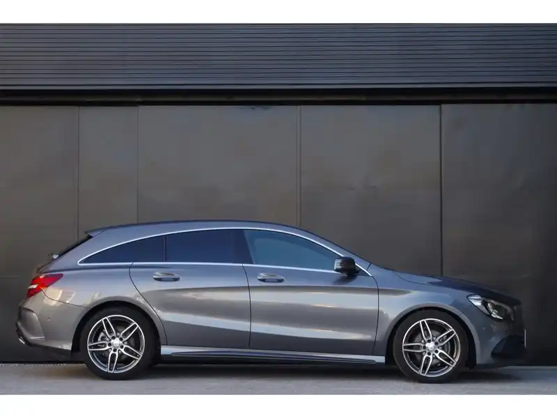 カタログ画像：ＣＬＡクラス シューティングブレーク（CLA-CLASS SHOOTING BRAKE） ＣＬＡ１８０ シューティングブレーク スポーツ 2016年8月 DBA-117942 1600cc マウンテングレー（Ｍ） 燃費16.2km / l 外装