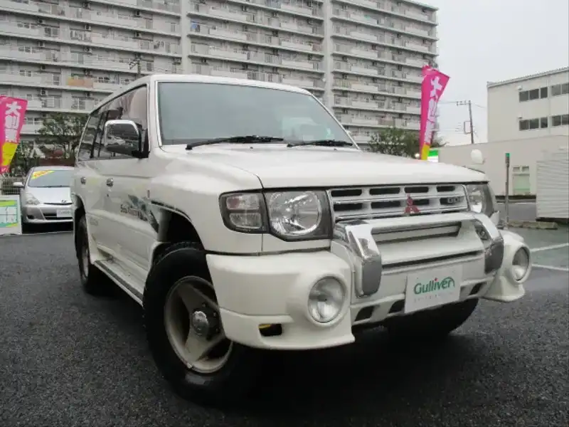 カタログ画像：パジェロ（PAJERO） ミッドルーフワイド スノーアスリート 1997年11月 KD-V46WG 2800cc ソフィアホワイト・モノトーン メイン