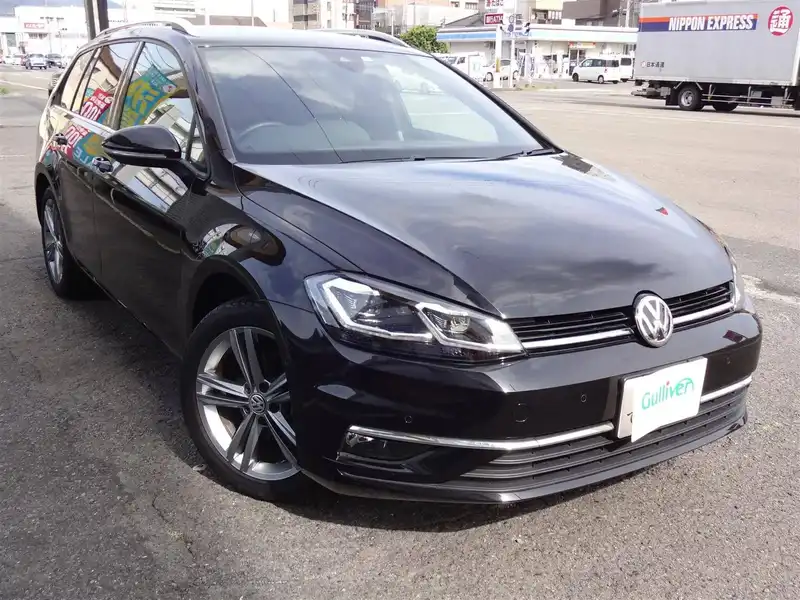 10130563 | カタログ画像：ゴルフヴァリアント（GOLF VARIANT） ＴＤＩ ハイライン マイスター 2020年5月 3DA-AUDFG 2000cc ディープブラックパールエフェクト メイン