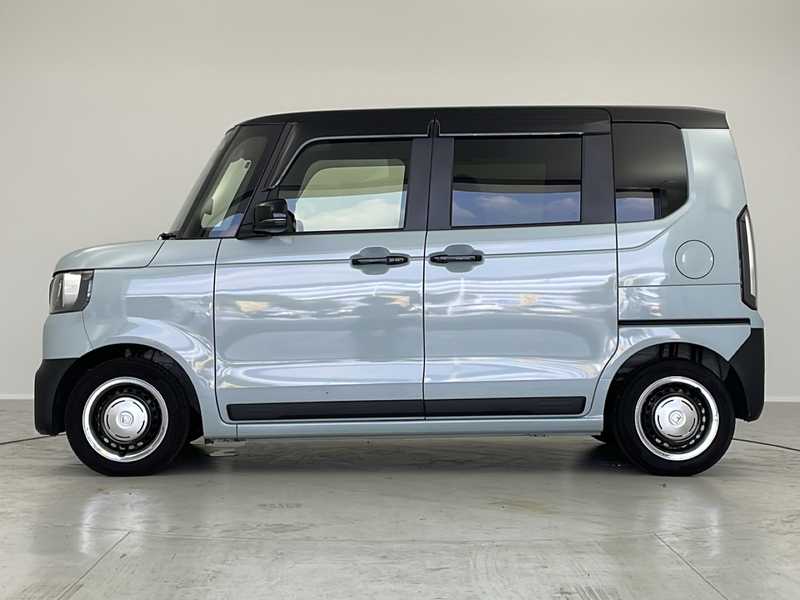 カタログ画像：Ｎ－ＢＯＸジョイ（N-BOX JOY） ベースグレード（２トーン） 2024年9月 6BA-JF6 660cc 燃費19.3km / l 外装