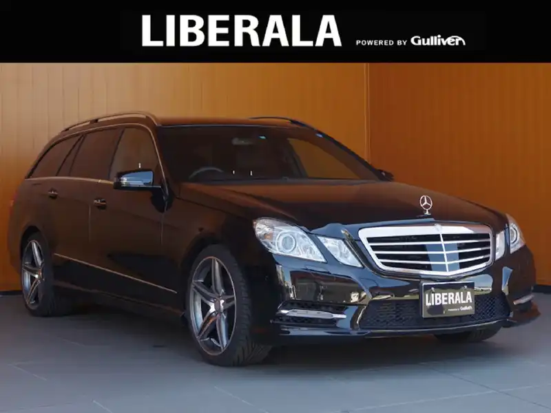 カタログ画像：Ｅクラスステーションワゴン（E-CLASS STATIONWAGON） Ｅ２５０ ブルーエフィシェンシー ステーションワゴン アバンギャルド ＲＳＰリミテッド 2013年1月 DBA-212247C 1800cc オブシディアンブラック（Ｍ） 燃費12.6km / l メイン