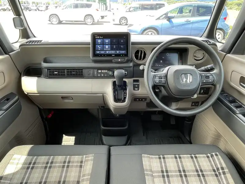 カタログ画像：Ｎ－ＢＯＸジョイ（N-BOX JOY） ベースグレード（２トーン） 2024年9月 6BA-JF6 660cc 燃費19.3km / l フロント