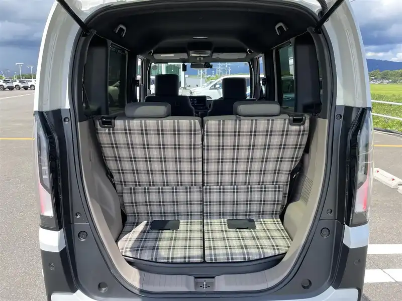 カタログ画像：Ｎ－ＢＯＸジョイ（N-BOX JOY） ベースグレード（２トーン） 2024年9月 6BA-JF6 660cc 燃費19.3km / l 内装