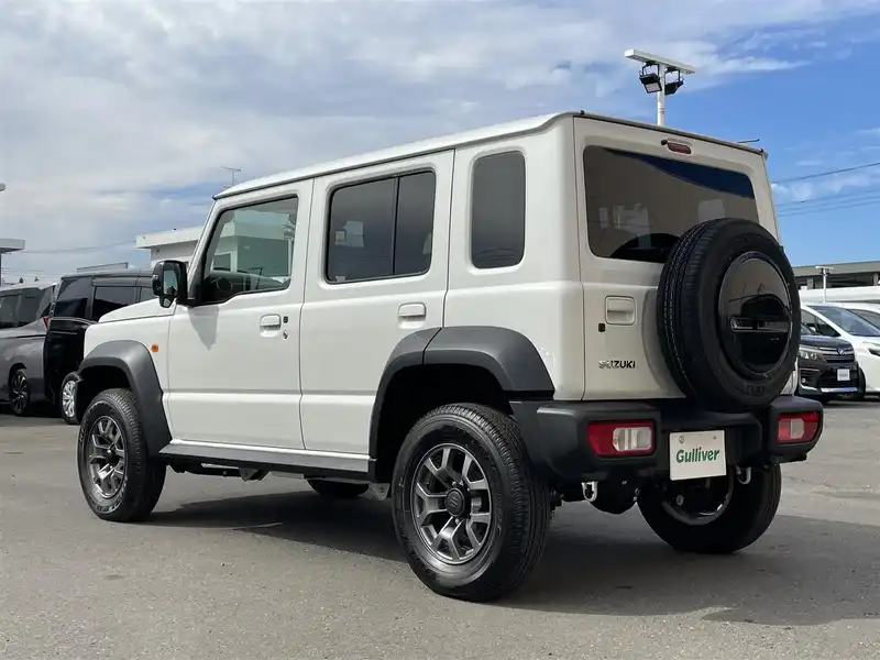 カタログ画像：ジムニー（JIMNY） ＸＧ 2025年11月 3BA-JB64W 660cc 燃費14.3km / l 外装