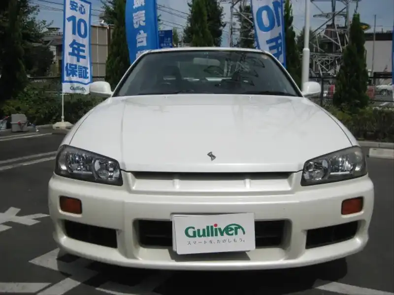 カタログ画像：スカイライン（SKYLINE） ２５ＧＴ－Ｘ 1998年5月 GF-ER34 2500cc ホワイト 燃費10.6km / l  フロント