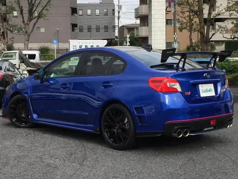 カタログ画像：ＷＲＸ ＳＴＩ（WRX STI） Ｓ２０８ ＮＢＲチャレンジパッケージ カーボンリヤウイング 2017年11月 CBA-VAB 2000cc ＷＲブルー・パール バック