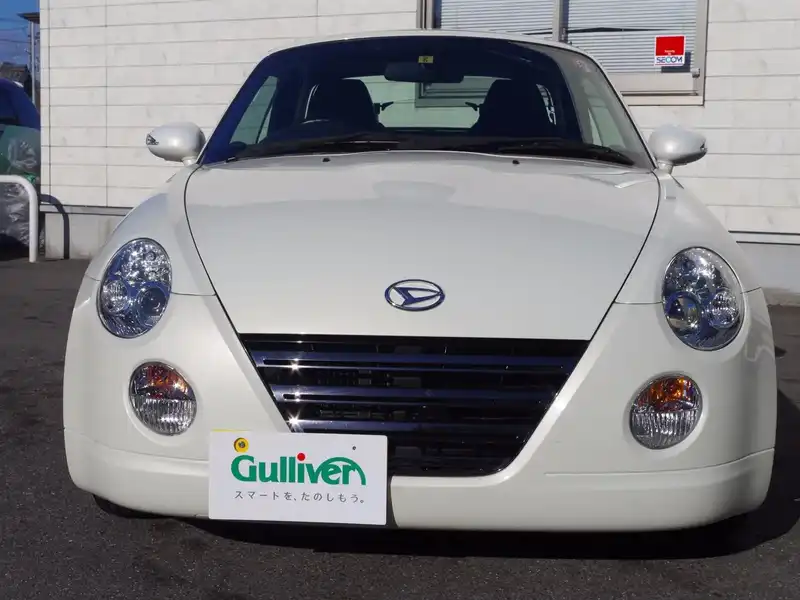 カタログ画像：コペン（COPEN） １０ｔｈアニバーサリーエディション 2012年4月 ABA-L880K 660cc ＤＣ・パールホワイトⅠ 燃費18.0km / l  フロント