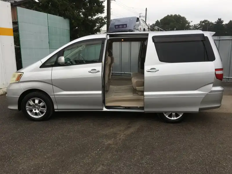 カタログ画像：アルファードＶ（ALPHARD V） ＭＸ Ｌエディション 2002年5月 TA-MNH15W 3000cc シルバーメタリック 燃費8.6km / l  外装