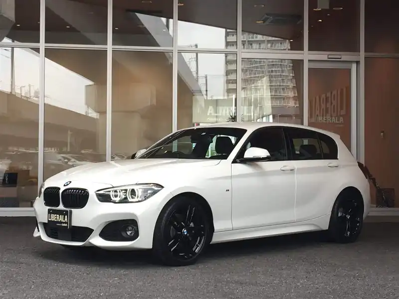 カタログ画像：１シリーズ（1 SERIES） １１８ｄ Ｍスポーツ エディションシャドー 2019年1月 LDA-1S20 2000cc アルピン・ホワイトⅢ 燃費22.2km / l フロント