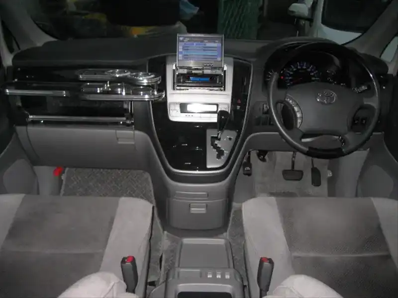 カタログ画像：アルファードＧ（ALPHARD G） ＡＳ リミテッド・デュアルＡＶＮスペシャル 2005年9月 DBA-ANH15W 2400cc グレーメタリック 燃費9.4km / l  内装