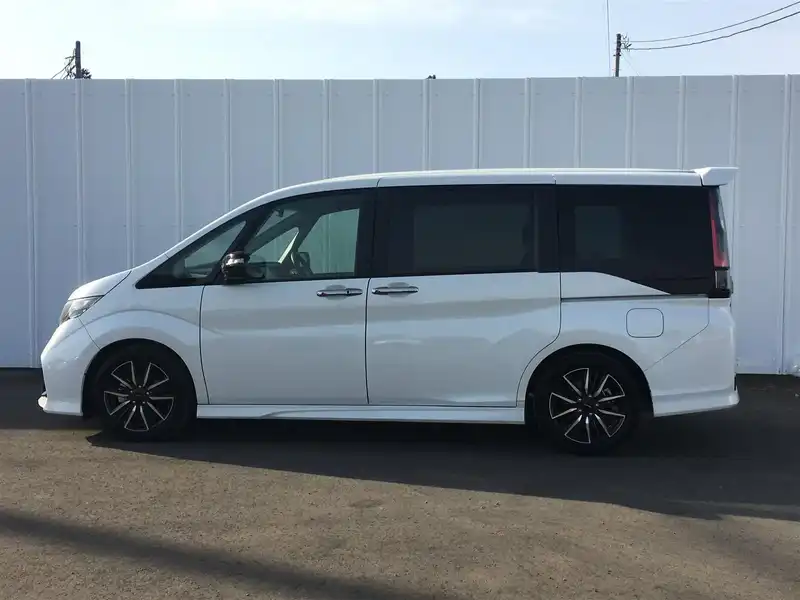 カタログ画像：ステップワゴン（STEPWAGON） モデューロＸ ホンダセンシング 2018年5月 DBA-RP3 1500cc プラチナホワイト・パール 外装