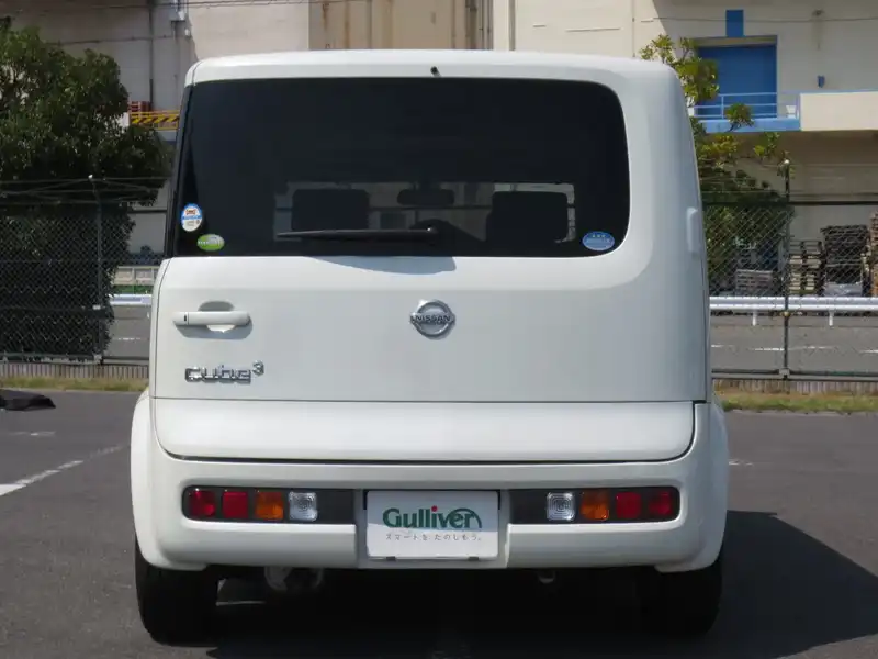 カタログ画像：キューブキュービック（CUBE CUBIC） アジャクティブ 2004年8月 CBA-BGZ11 1400cc ホワイトパール（３Ｐ） 燃費16.8km / l  バック