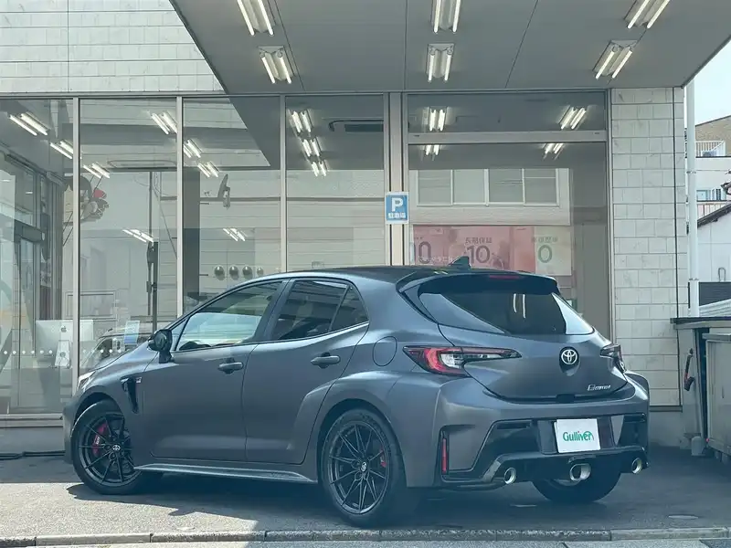 カタログ画像：ＧＲカローラ（GR COROLLA） ＲＺモリゾウエディション 2022年12月 4BA-GZEA14H 1600cc マットスティールorプレシャスメタル バック