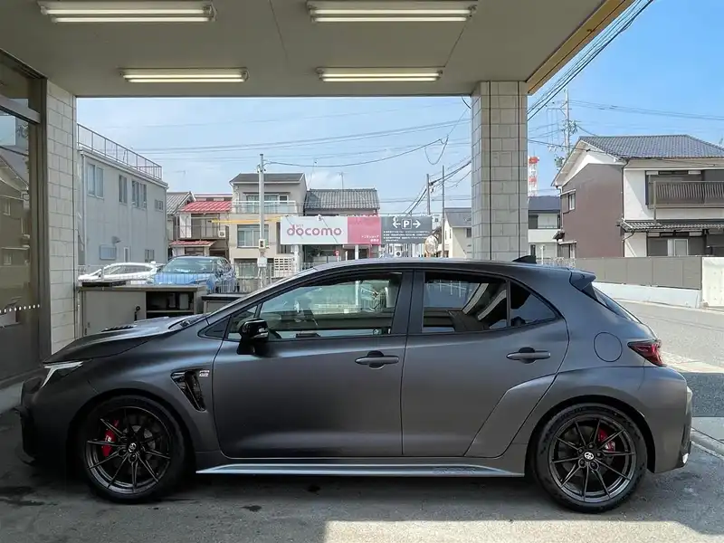 10146718 | カタログ画像：ＧＲカローラ（GR COROLLA） ＲＺモリゾウエディション 2022年12月 4BA-GZEA14H 1600cc マットスティールorプレシャスメタル 外装