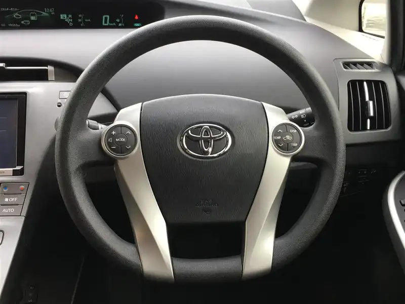 カタログ画像：プリウスＰＨＶ（PRIUS PHV） Ｌ 2013年9月 DLA-ZVW35 1800cc トゥルーブルーマイカメタリック 燃費31.6km / l 内装