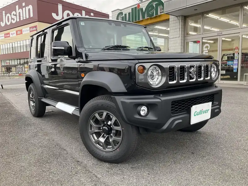 カタログ画像：ジムニー（JIMNY） ＸＧ 2025年11月 3BA-JB64W 660cc 燃費14.3km / l メイン