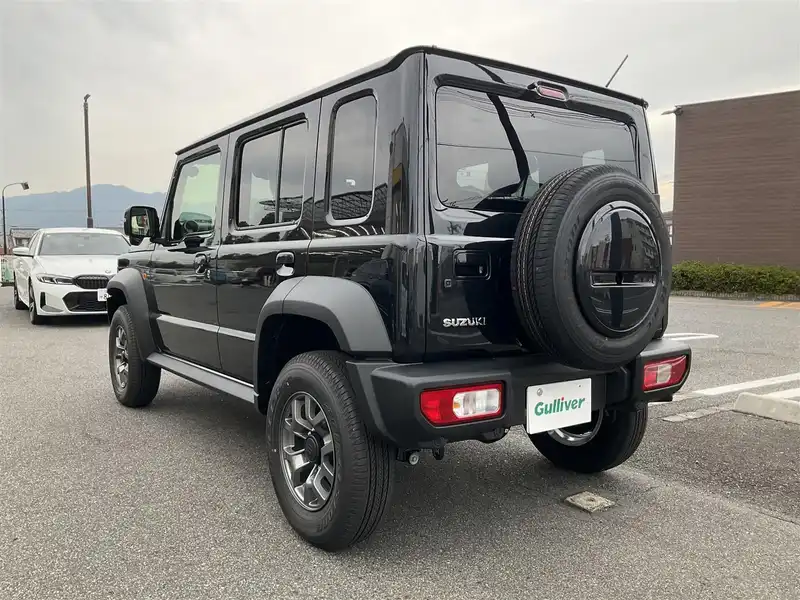 カタログ画像：ジムニー（JIMNY） ＸＧ 2025年11月 3BA-JB64W 660cc 燃費14.3km / l バック