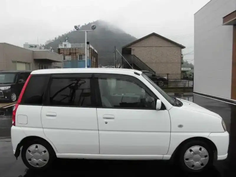 カタログ画像：プレオ（PLEO） Ｌ スペシャル 2003年5月 TA-RA1 660cc ピュアホワイト 燃費22.0km / l  外装