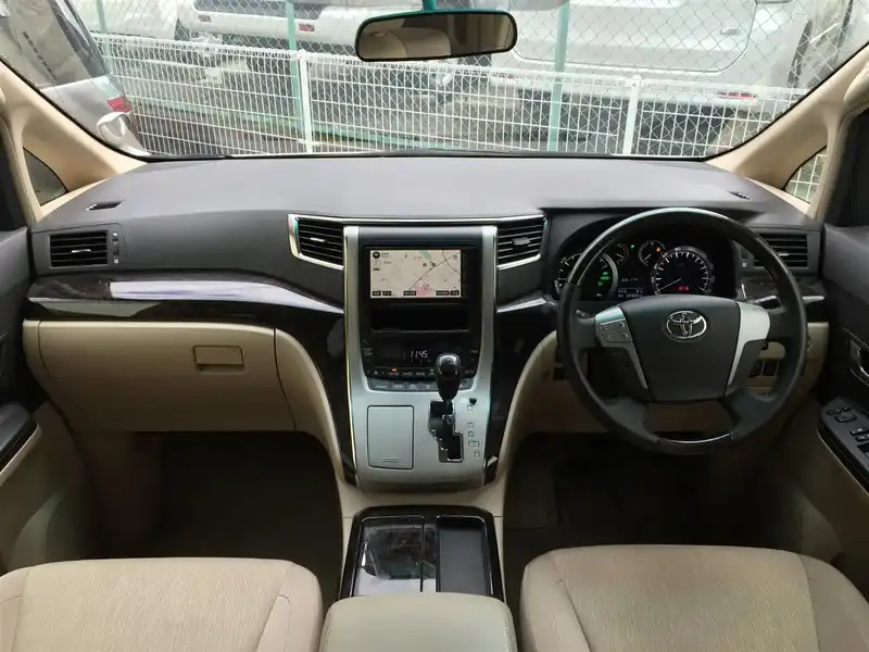 カタログ画像：ヴェルファイアハイブリッド（VELLFIRE HYBRID） ハイブリッドＸ 2012年9月 DAA-ATH20W 2400cc シルバーメタリック 燃費17.0km / l 内装